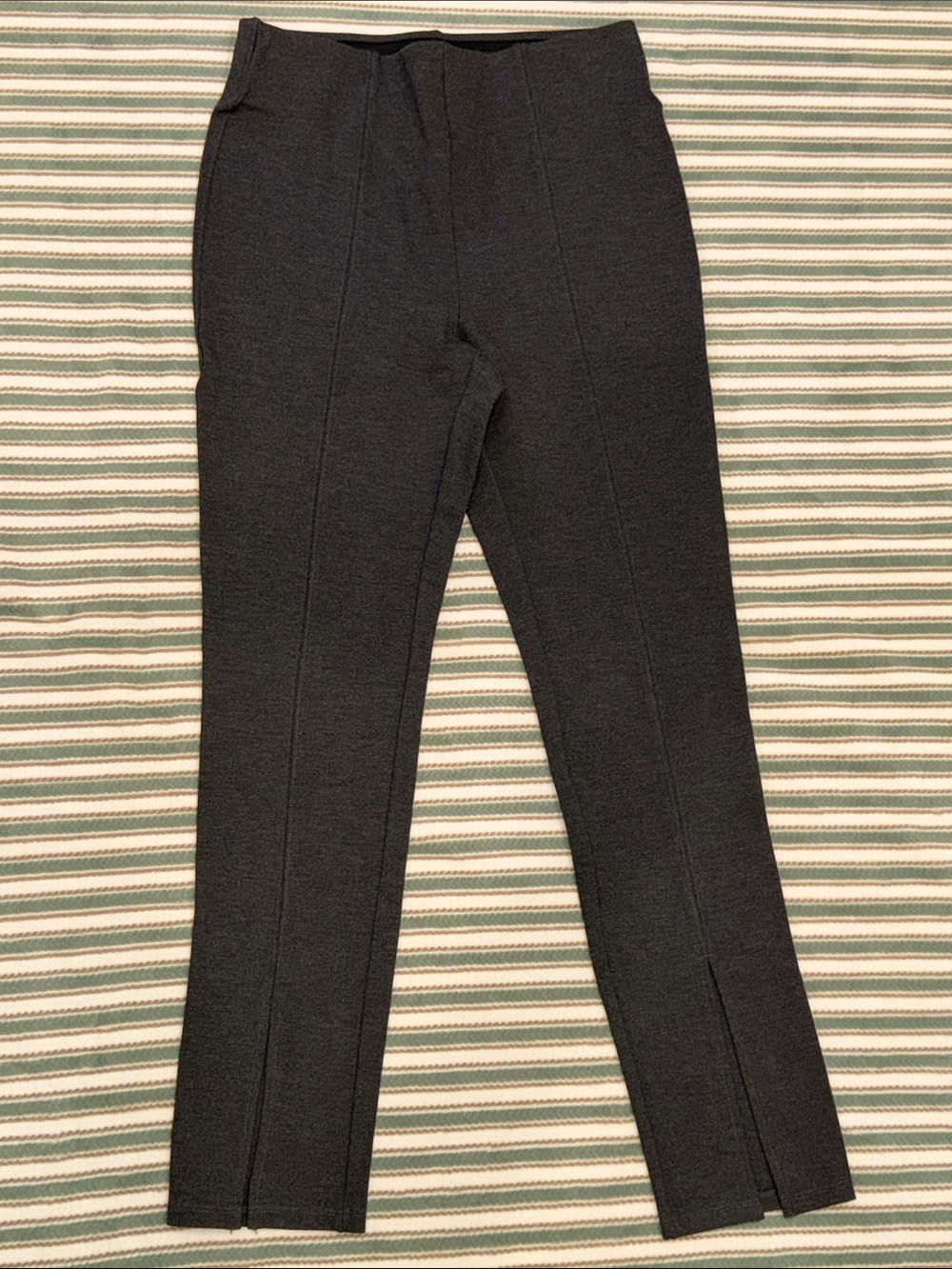 Old Navy Ponte Women’s Charcoal Gray Slim Ankle Pants size M